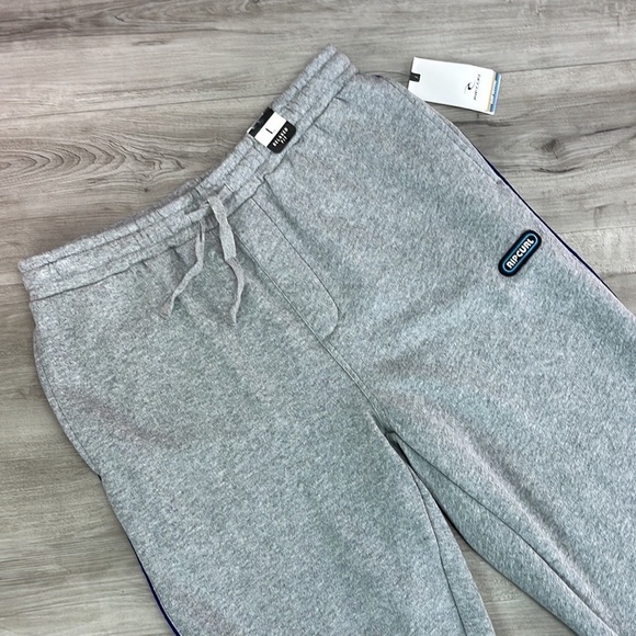 🔹RIP CURL SURF REVIVAL TRACK PANTS - Picture 5 of 11